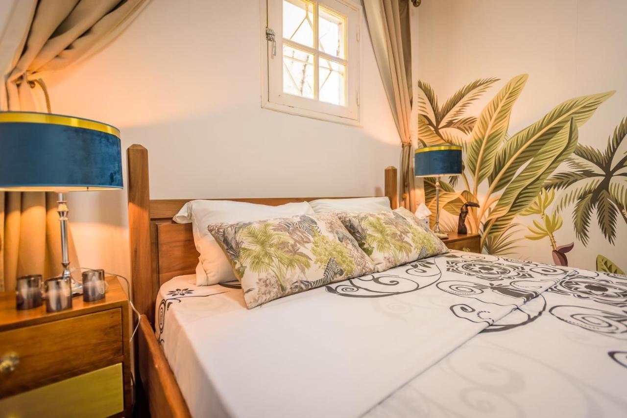 Appartements et chambres en coeur de ville Saint-Denis - Entrée autonome - check in 14h30- Exterior foto